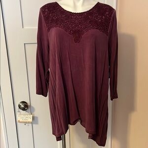 NWT TORRID Burgundy Lace Women's Top